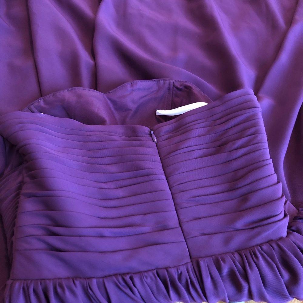 Dress - Picture 7 of 7